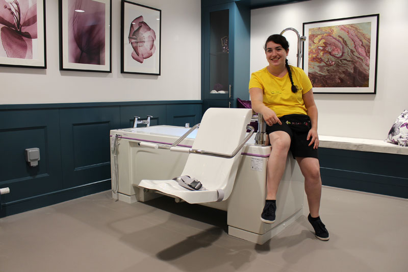 meghan-wilson-sits-on-gentona-bath Meghan Wilson sits on Gentona bath