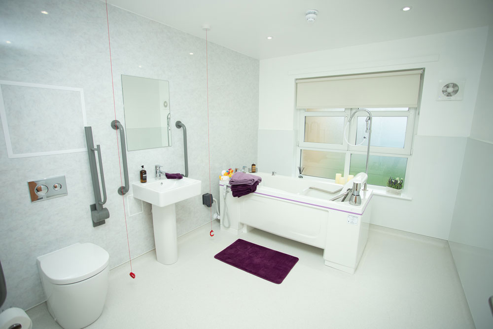 Gentona-bath-Balhouise Bathroom with Gentona bath